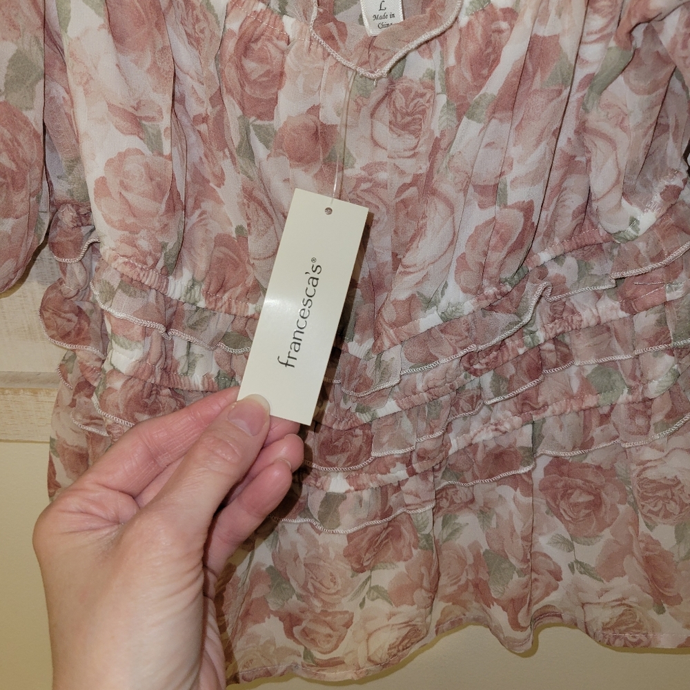 NWT Francesca’s Pink Rose Top size Large - Picture 4 of 5